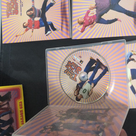 That 70's Show the complete first season. - Picture 3 of 7